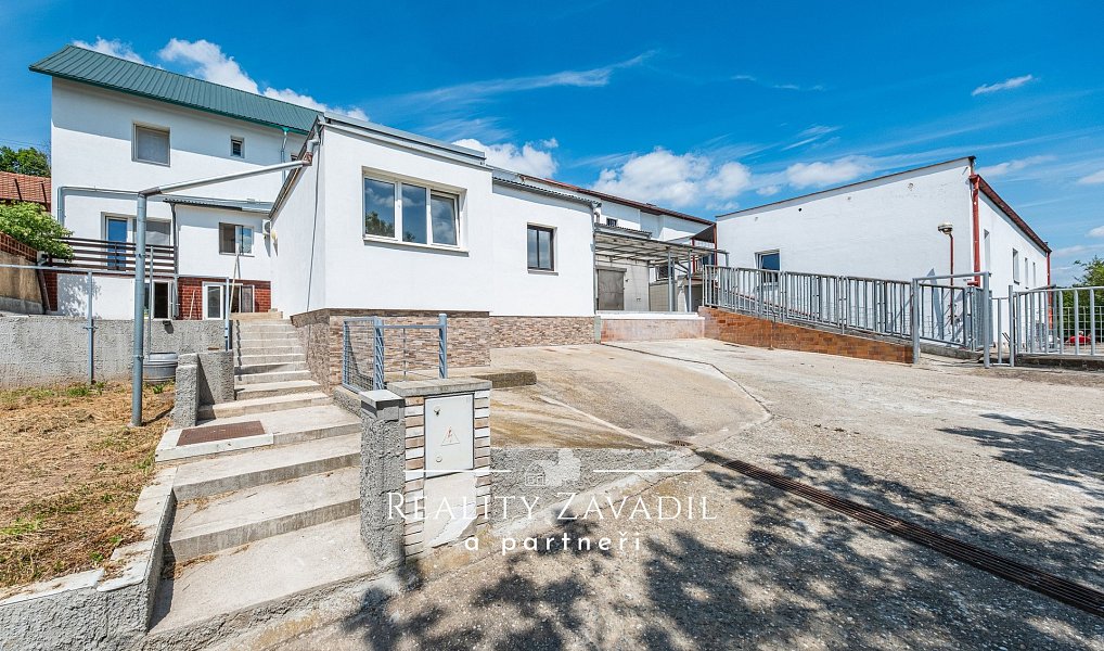 Prodej domu 940 m² s pozemkem 5 787 m², Koleč – náhled fotky 7