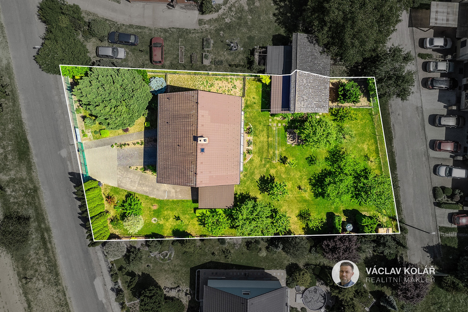 Prodej domu 310 m² – fotografie 2