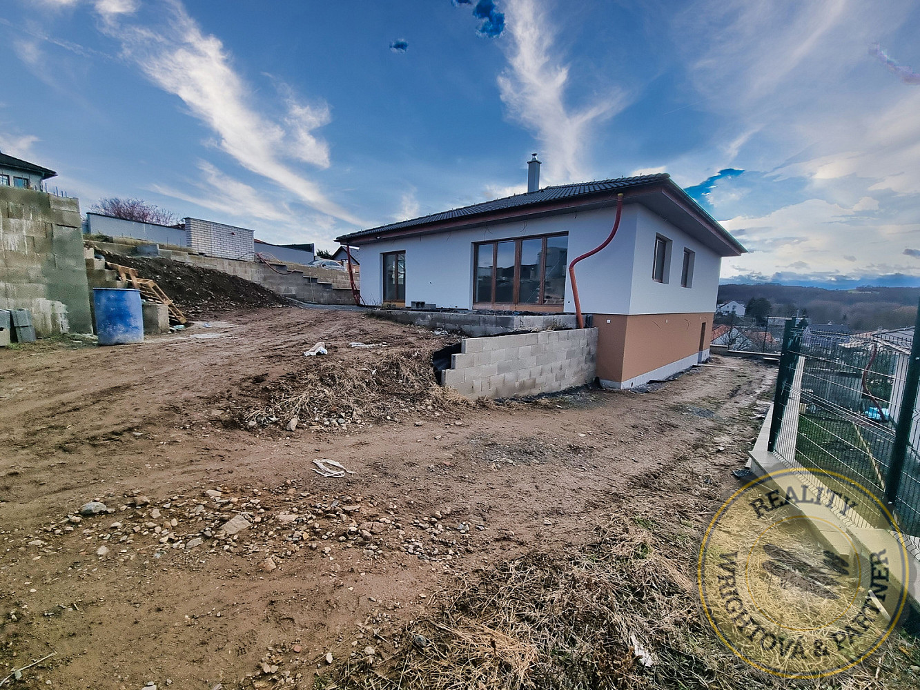 Prodej domu 206 m² s pozemkem 880 m² — photo 2
