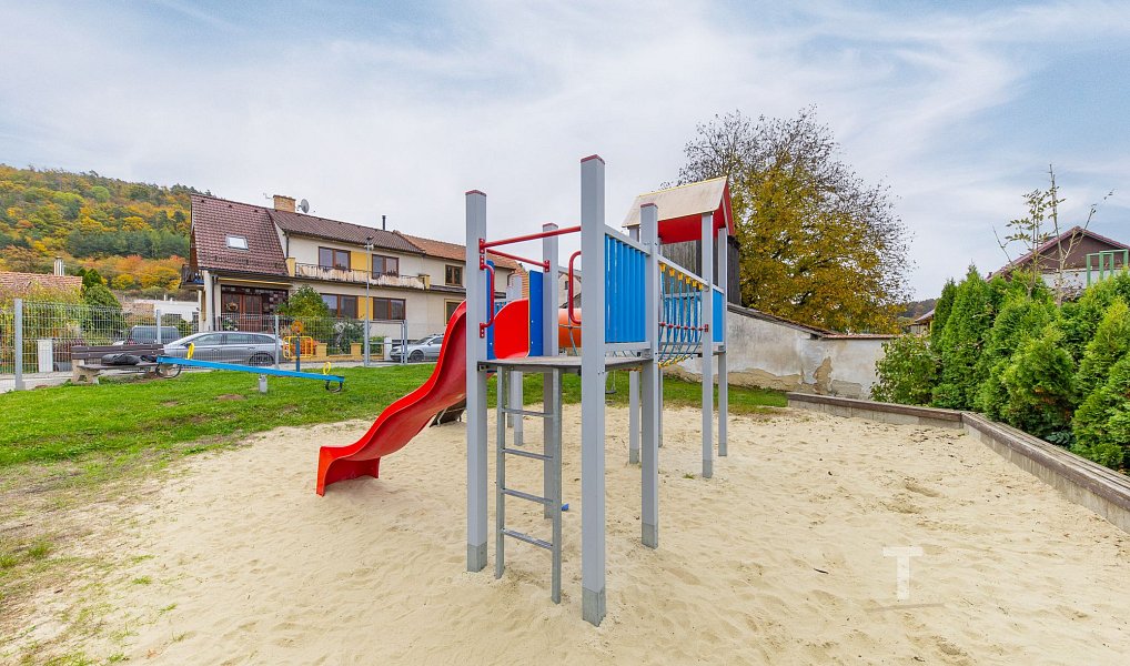 Prodej domu 133 m² s pozemkem 517 m², Lhota Rapotina – náhled fotky 25