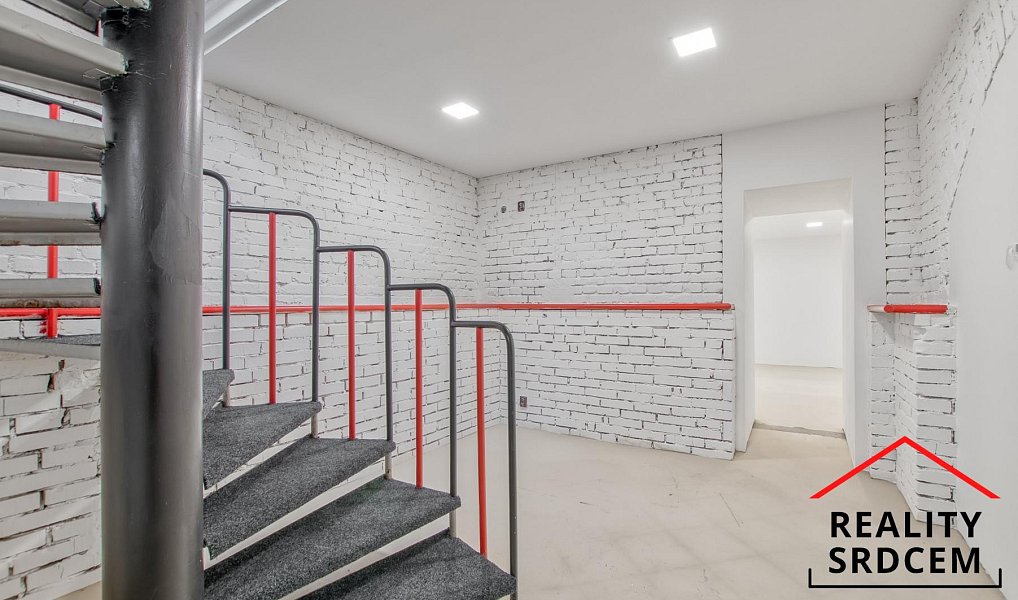 Pronájem kanceláře 167 m², Ostrava – náhled fotky 9
