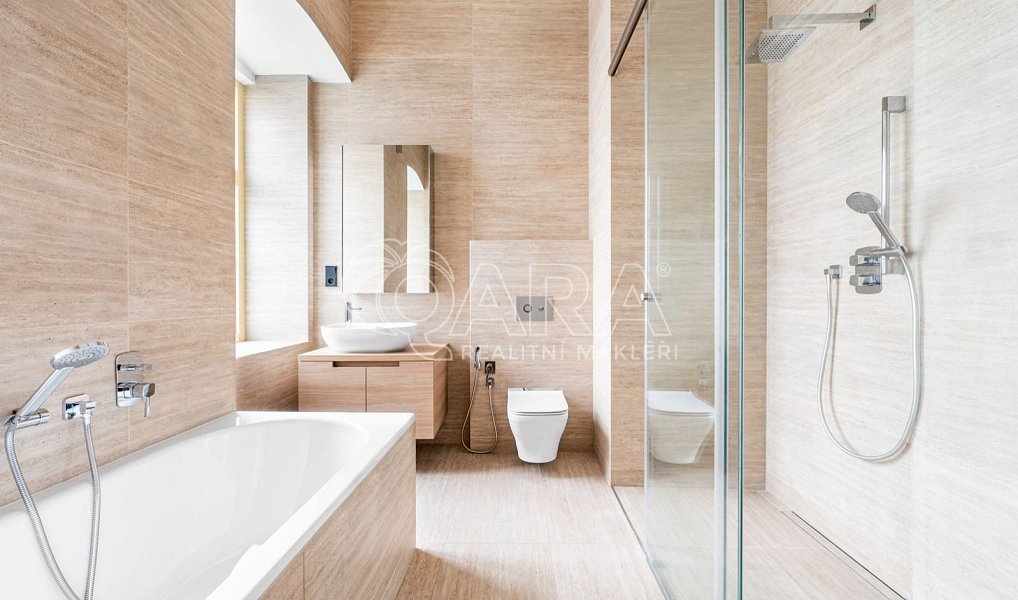 Pronájem bytu 3+kk 186 m², Praha – náhled fotky 22