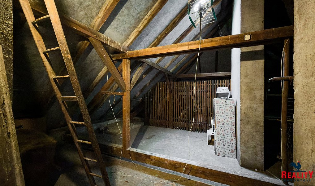 Prodej nájemního domu, činžáku 492 m², Tábor – náhled fotky 21