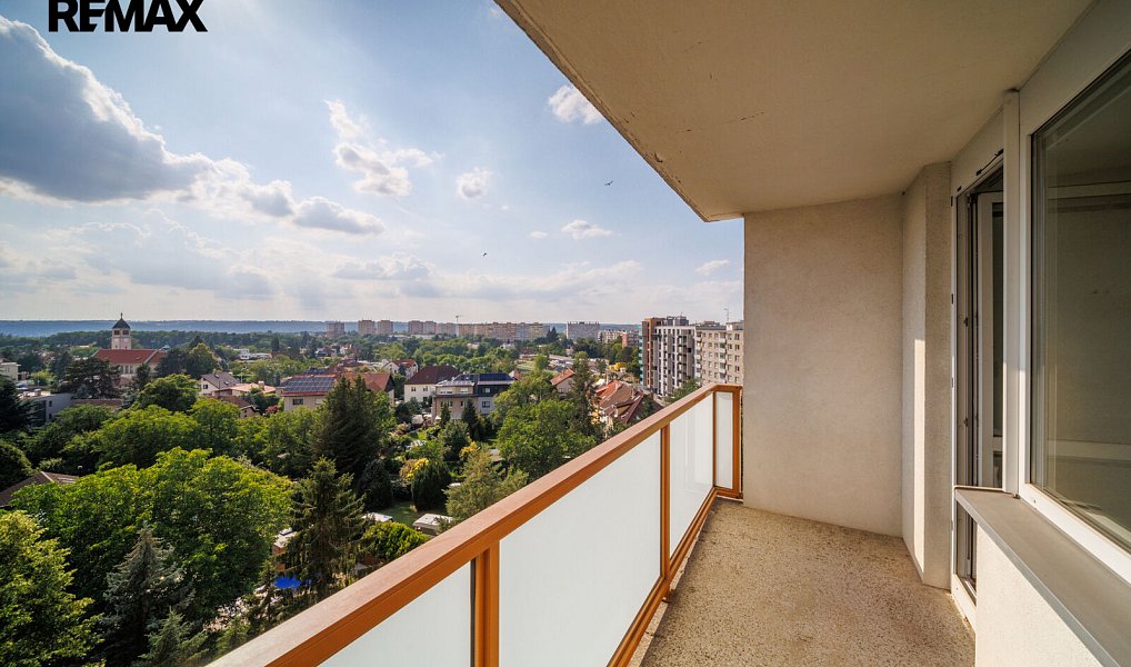 Prodej bytu 1+kk 29 m², Praha – náhled fotky 2