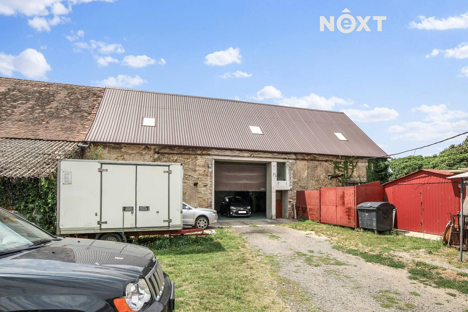 Pronájem skladovacích prostor 340 m²