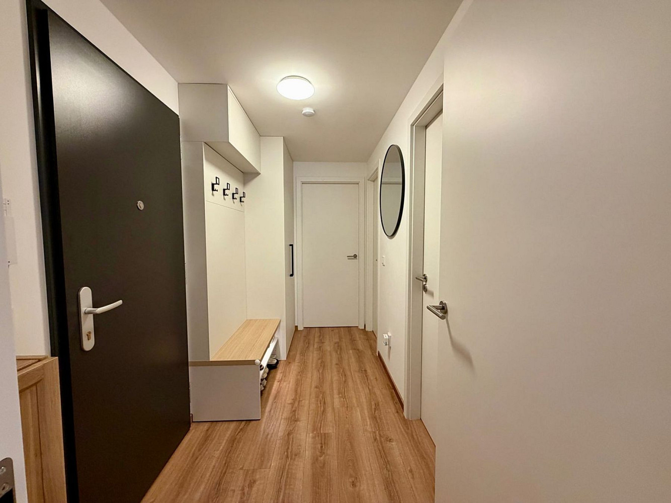 Pronájem bytu 2+kk 63 m² — photo 3