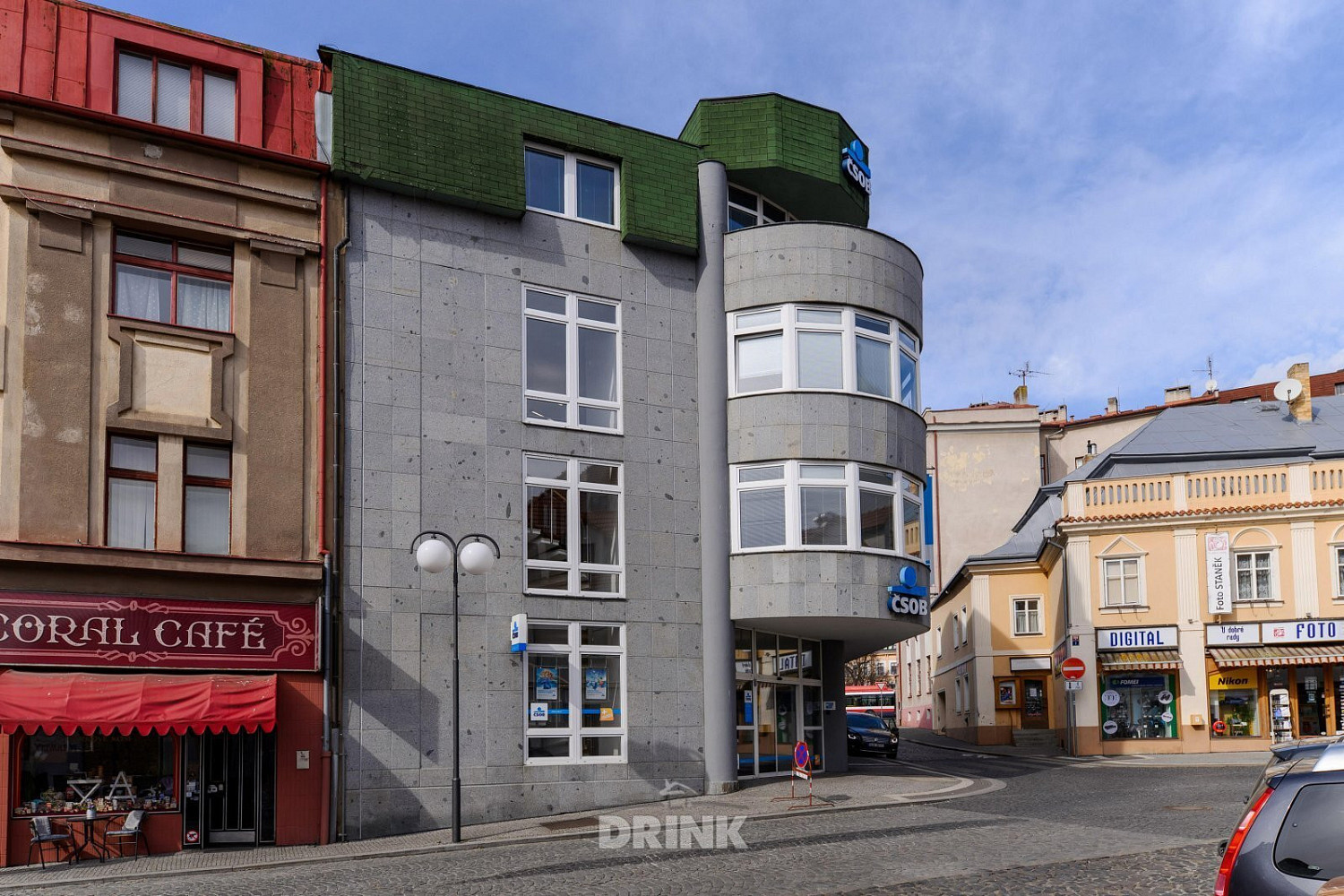 Pronájem obchodních prostor 560 m²