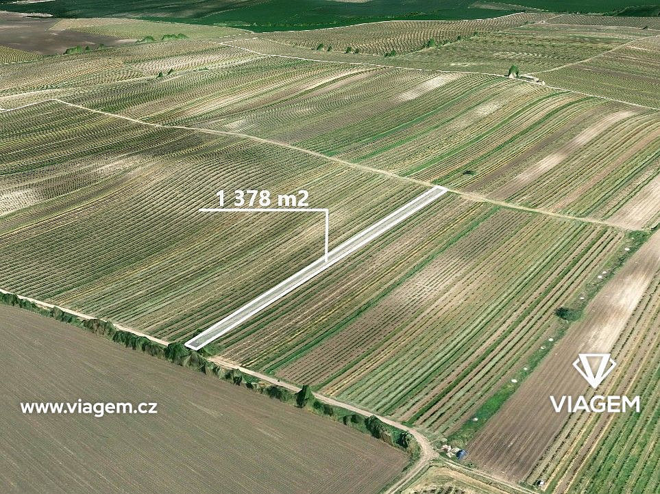 Prodej pole 689 m²
