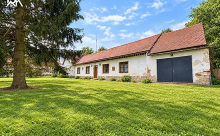Prodej domu 650 m² s pozemkem 1 881 m², Žiželice - Hradišťko II, okres Kolín