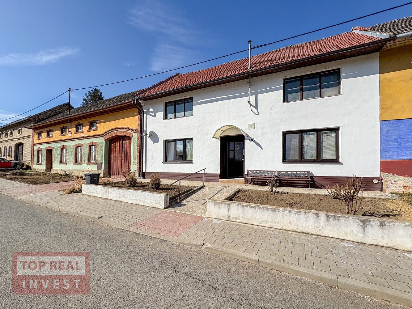 Prodej domu 111 m² s pozemkem 2 328 m²