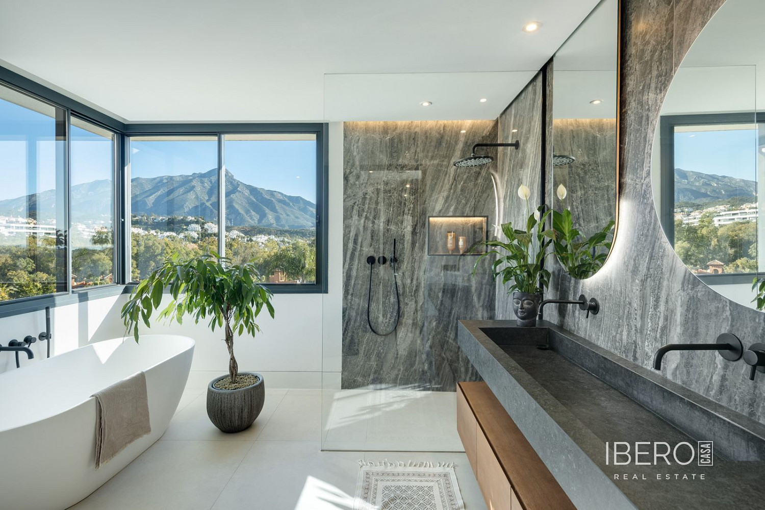 House in Marbella, Nueva Andalucía - Vista 6