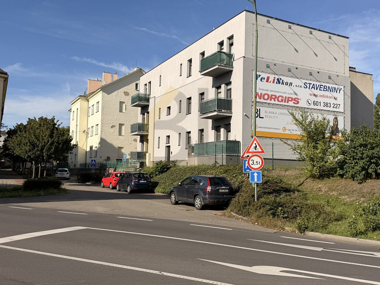 Prodej nájemního domu, činžáku 540 m²