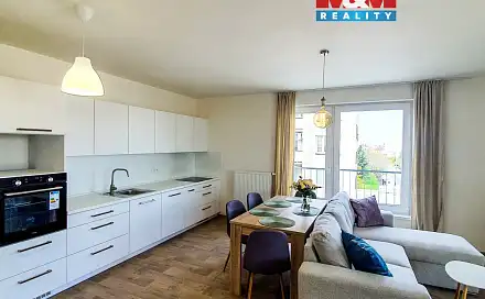 Pronájem bytu 2+kk 66 m², Na Spravedlnosti, Pardubice - Zelené Předměstí