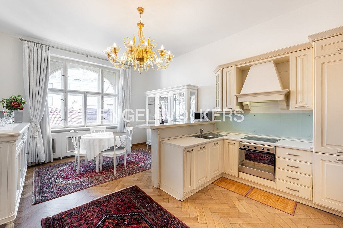 Pronájem bytu 3+kk 69 m²