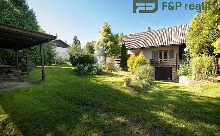 Pronájem domu 102 m² s pozemkem 935 m², Nad stráněmi, Senohraby, okres Praha-východ