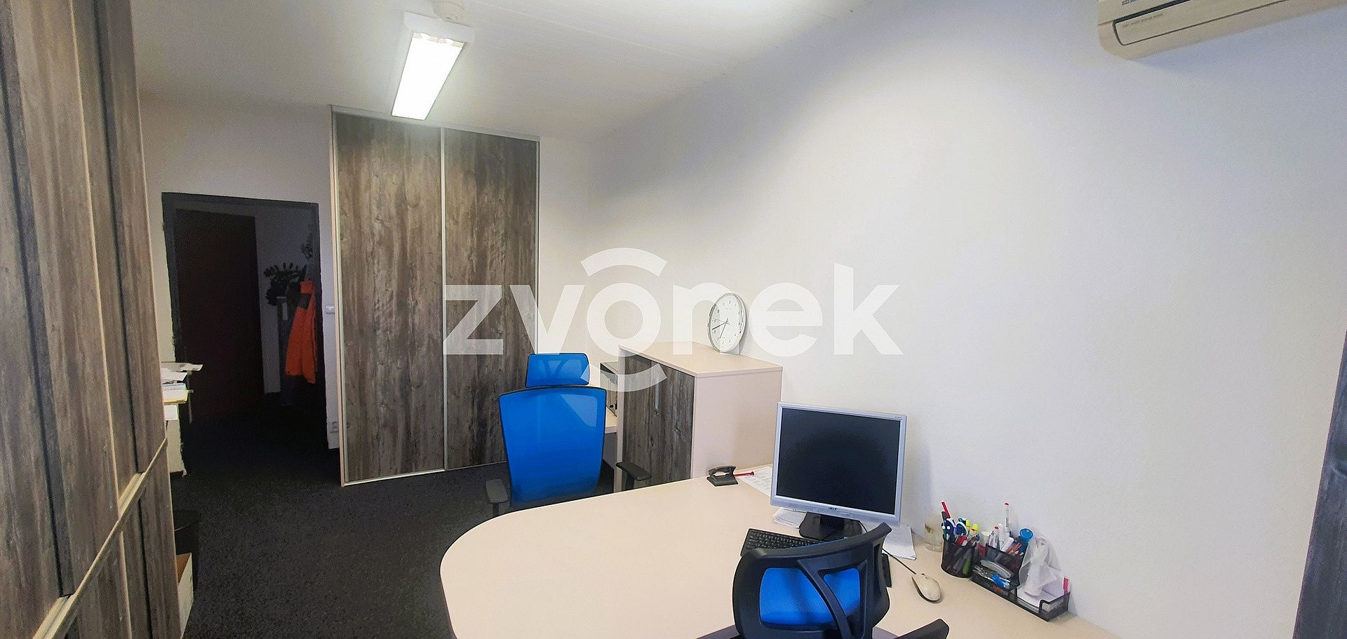 Pronájem kanceláře 28 m² – fotografie 3