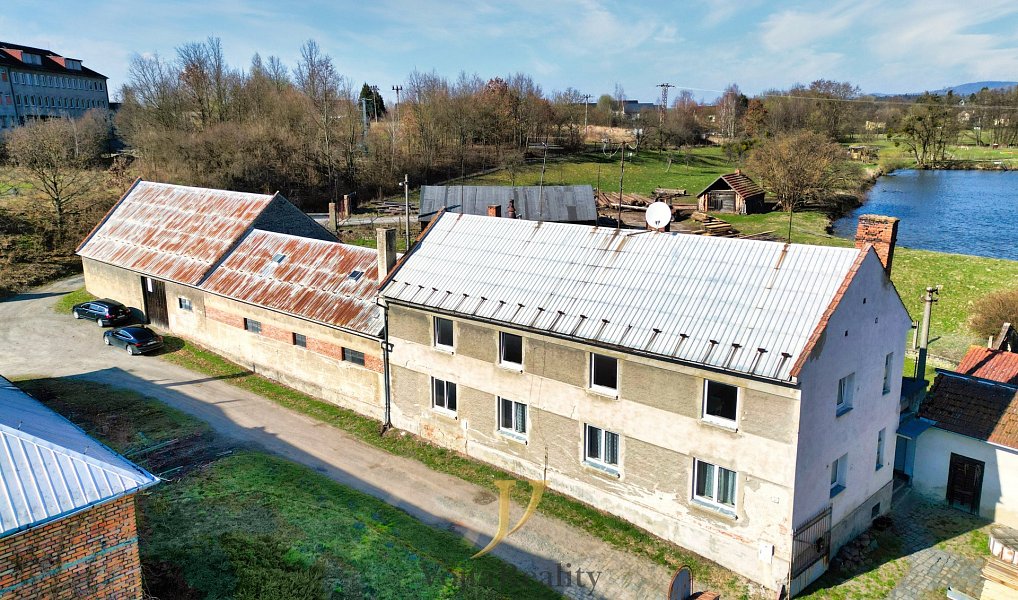 Prodej výrobních prostor 1 544 m², Tršice – náhled fotky 14