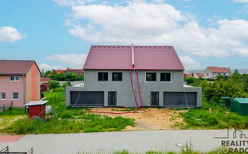 Prodej domu 238 m² s pozemkem 608 m², Medlov, okres Brno-venkov