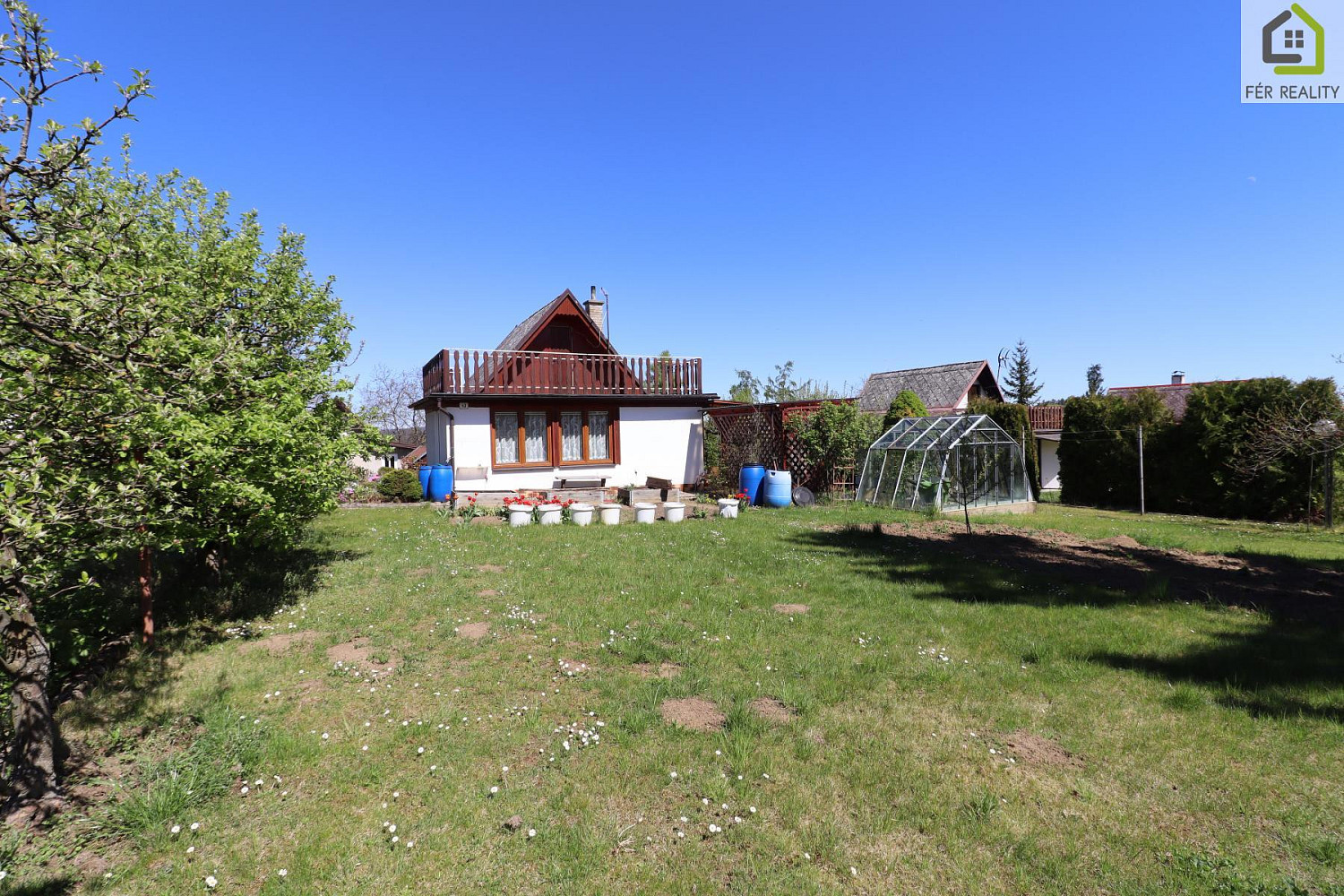 Prodej chaty/chalupy 482 m² s pozemkem 482 m² – fotografie 2