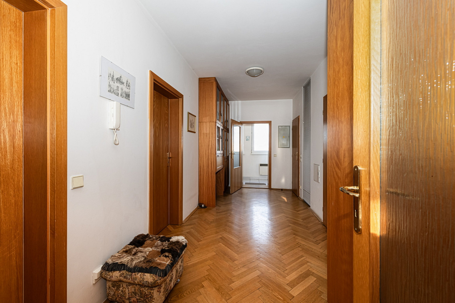 Prodej bytu 2+1 90 m² — photo 2