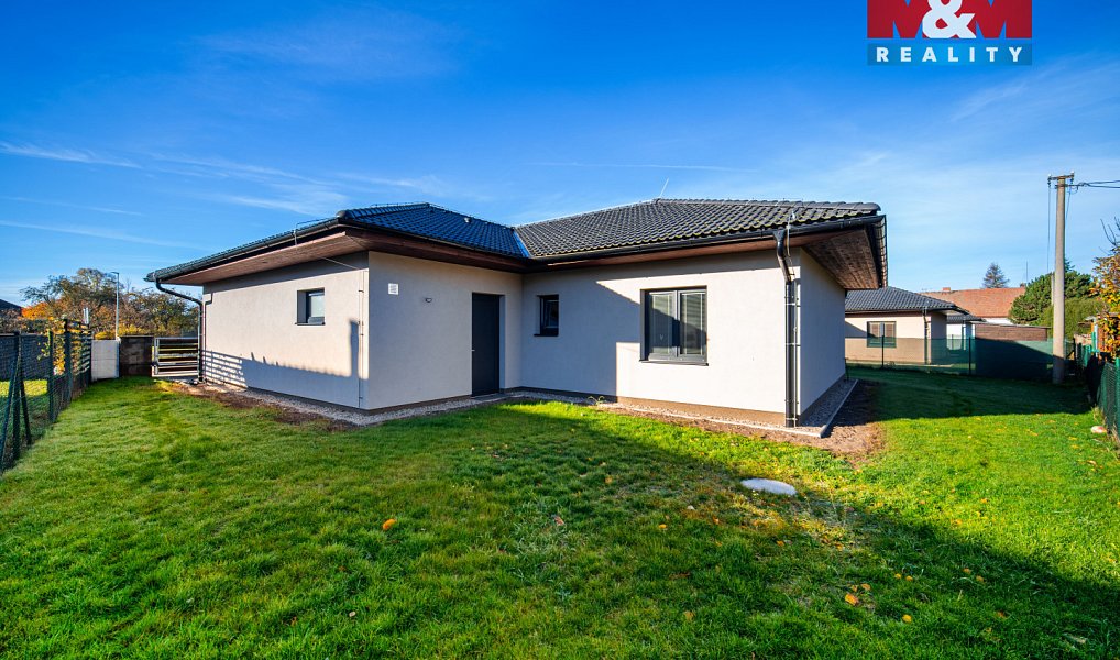 Prodej domu 170 m² s pozemkem 609 m², Chrast – náhled fotky 2