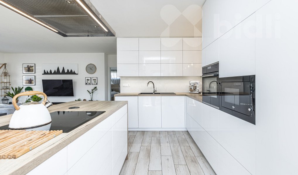 Prodej domu 120 m² s pozemkem 905 m², Kostelec nad Labem – náhled fotky 2