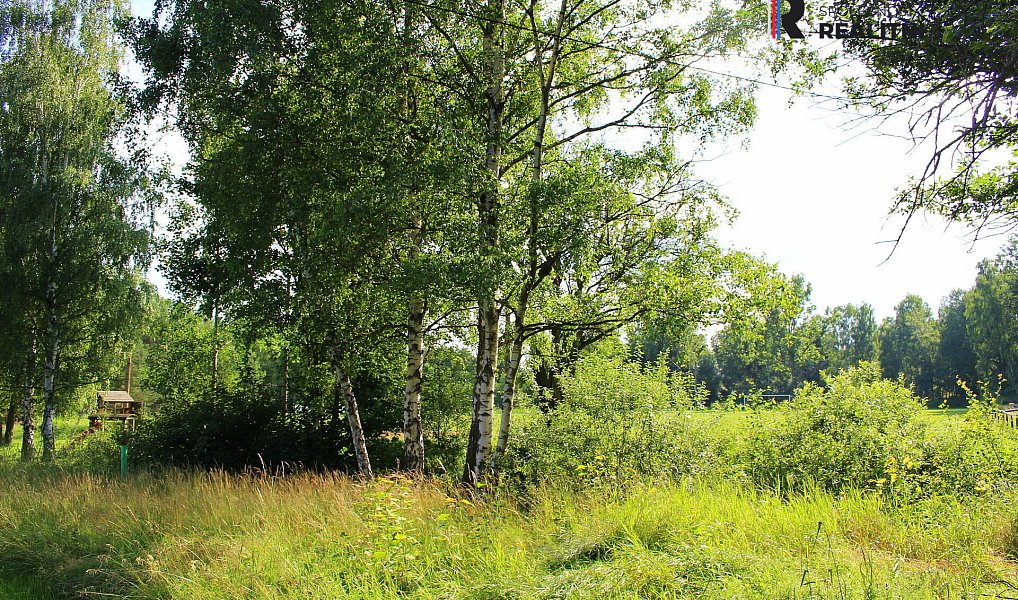Prodej pozemku 2 023 m², Pila – náhled fotky 7