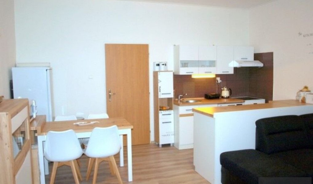 Pronájem bytu 2+kk 46 m², Uherský Ostroh – náhled fotky 2