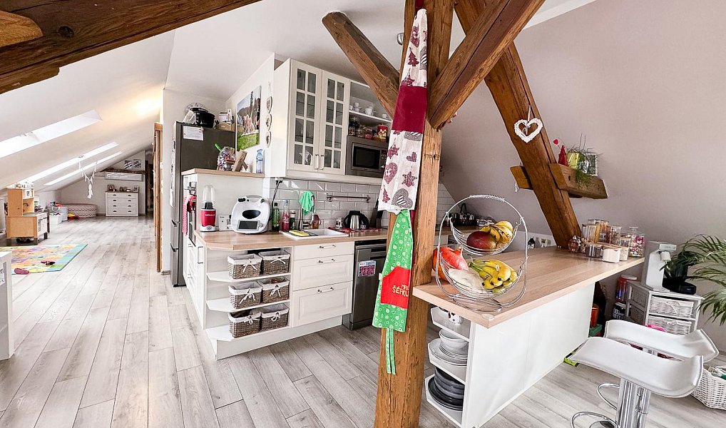 Prodej domu 244 m² s pozemkem 1 483 m², Hrobčice – náhled fotky 4