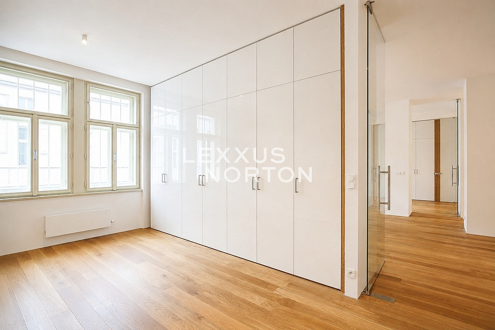 Pronájem bytu 3+kk 109 m² – fotografie 4