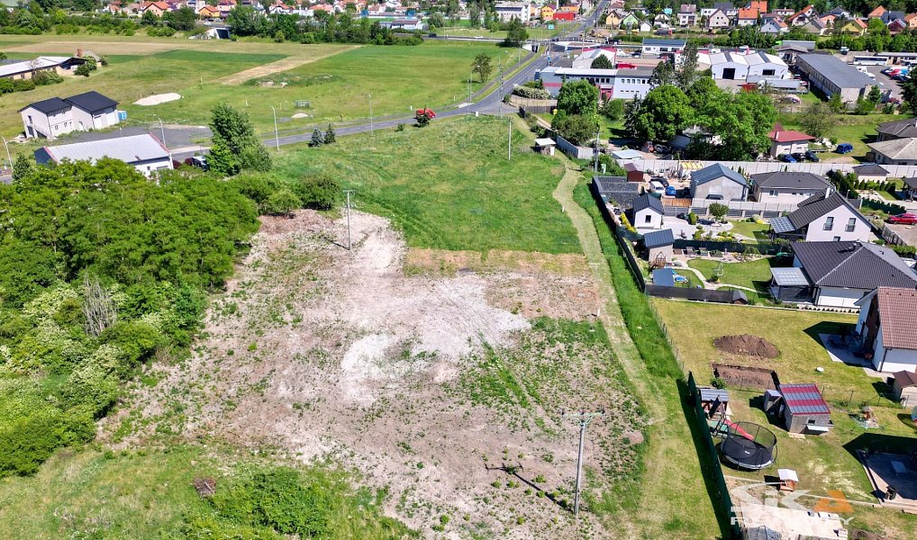 Prodej stavebního pozemku 1 201 m², Dobroměřice – náhled fotky 4