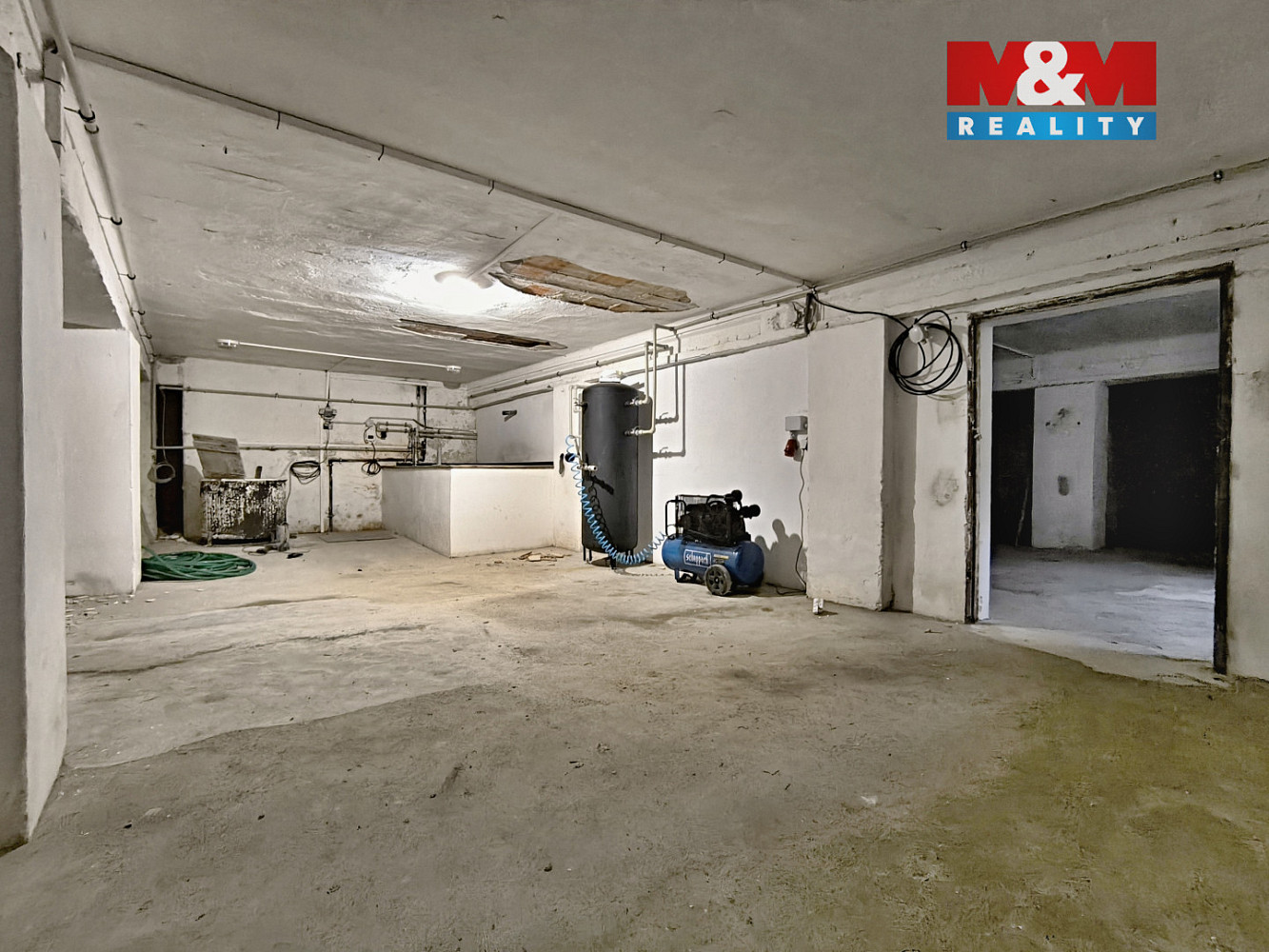 Prodej výrobních prostor 1 393 m² – fotografie 5