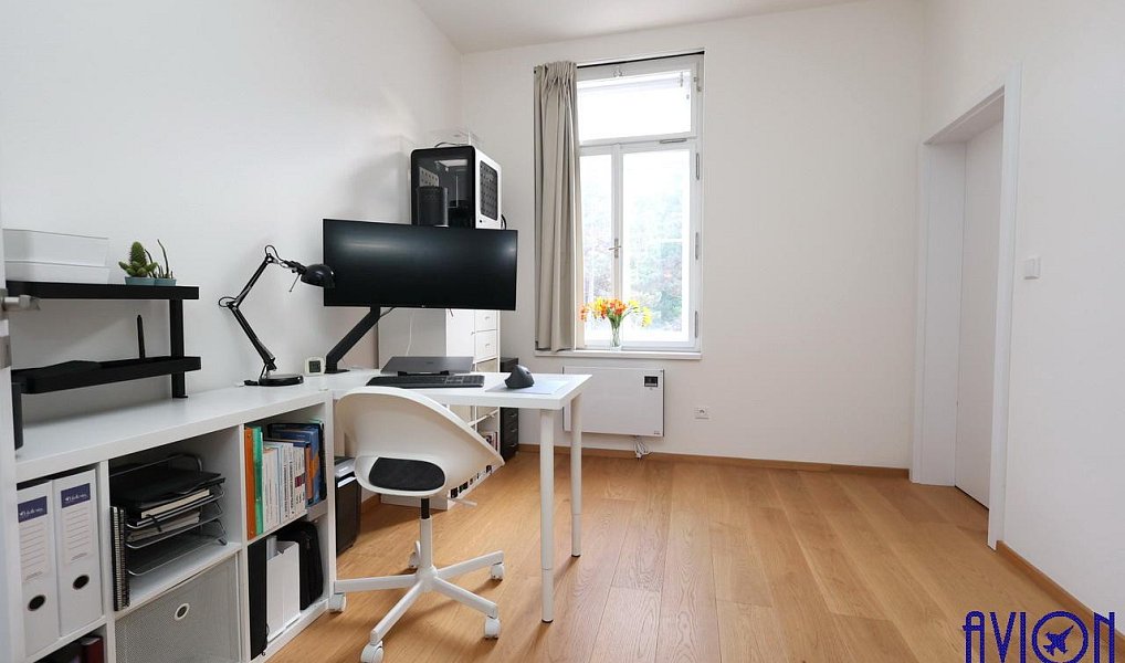 Prodej bytu 2+kk 28 m², Praha – náhled fotky 2