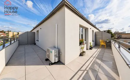 Pronájem bytu 1+1 39 m²