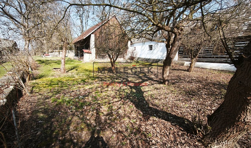 Prodej stavebního pozemku 973 m², Olešná – náhled fotky 2