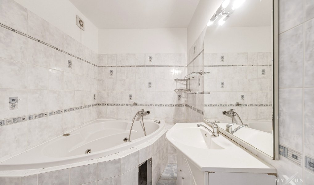 Prodej domu 245 m² s pozemkem 159 m², Praha – náhled fotky 17