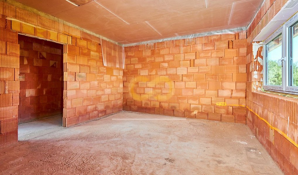 Prodej domu 180 m² s pozemkem 3 700 m², Chvalovice – náhled fotky 15