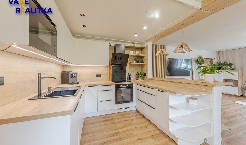 Prodej domu 180 m² s pozemkem 2 022 m², Potštát – náhled fotky 5