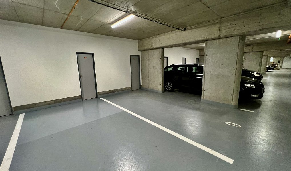Pronájem garážové stání - Olomouc - Slavonín, Olomouc – náhled fotky 2