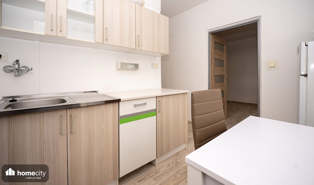 Pronájem bytu 1+1 38 m², Hradec Králové – náhled fotky 3