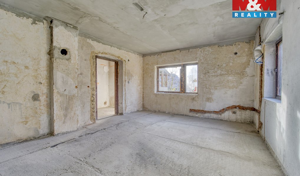 Prodej domu 154 m² s pozemkem 824 m², Černošín – náhled fotky 22