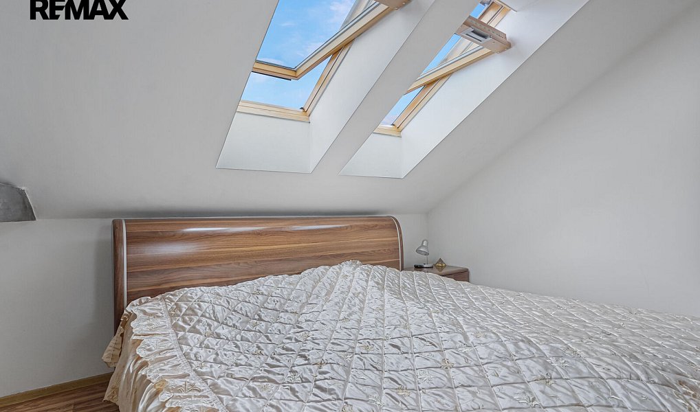 Prodej bytu 4+kk 100 m², Mariánské Lázně – náhled fotky 8