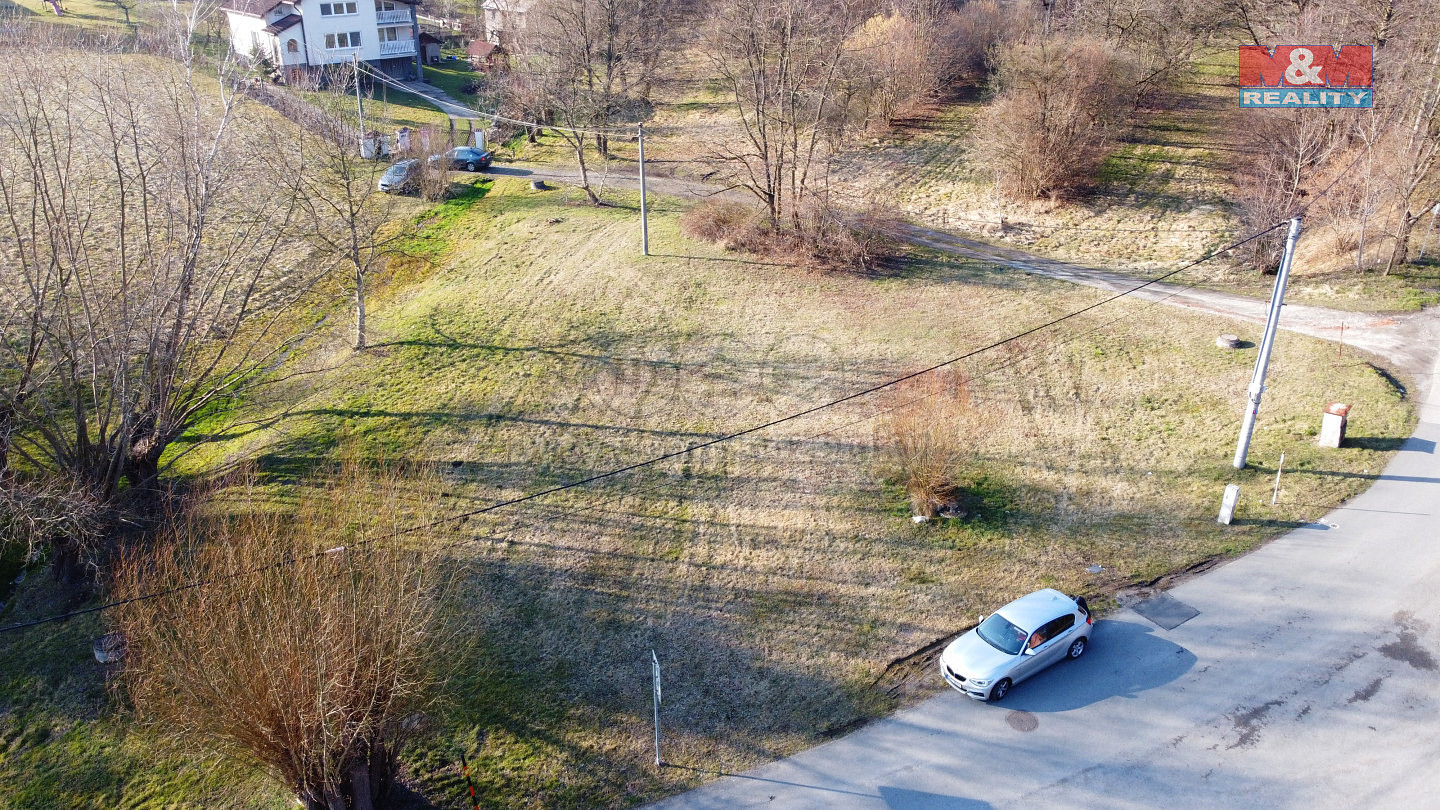 Prodej stavebního pozemku 1 387 m²