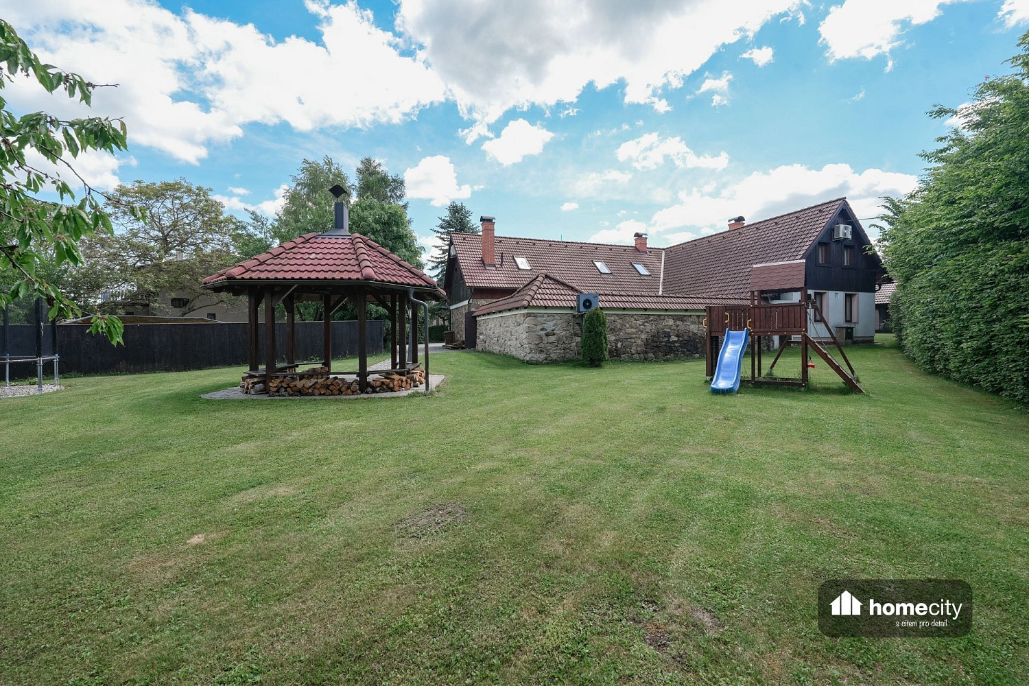 Prodej chaty/chalupy 240 m² s pozemkem 1 934 m² — photo 3