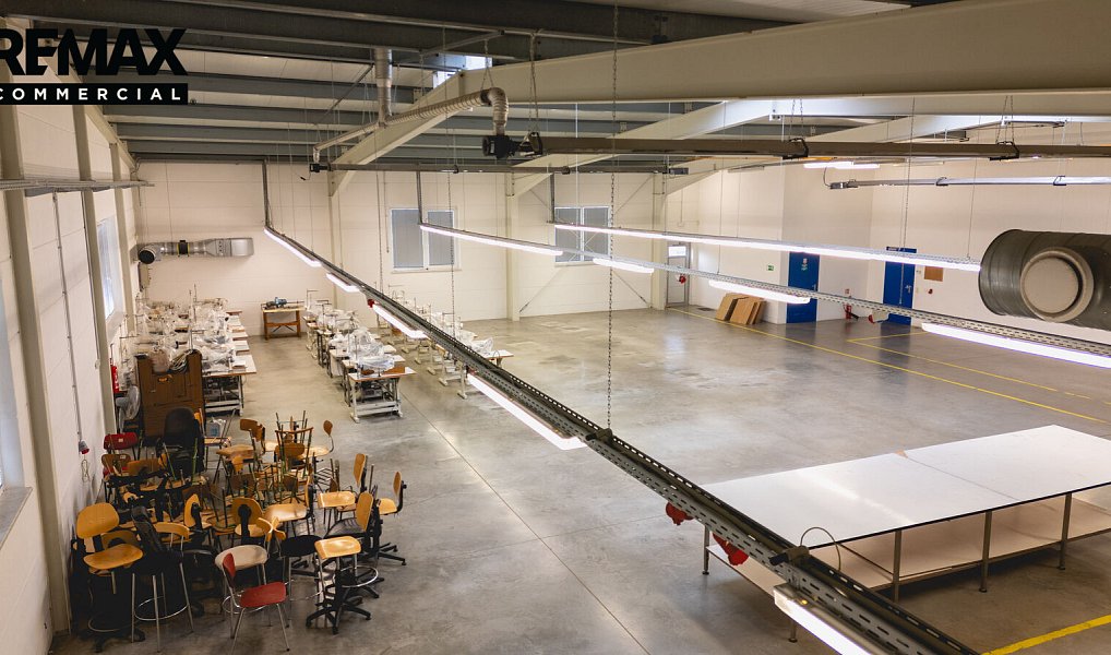 Prodej skladovacích prostor 930 m², Kadaň – náhled fotky 9