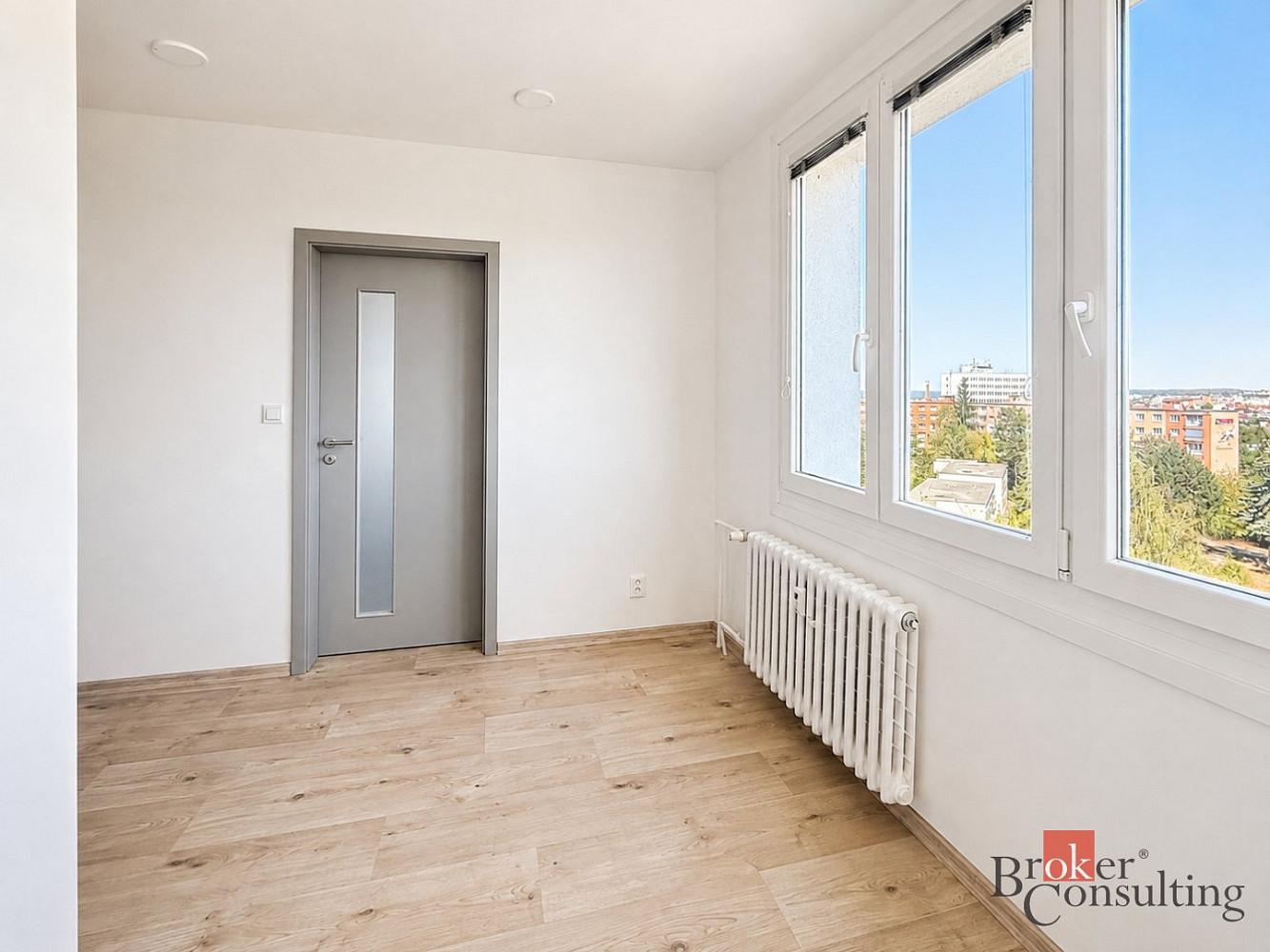 Pronájem bytu 2+1 66 m² – fotografie 4