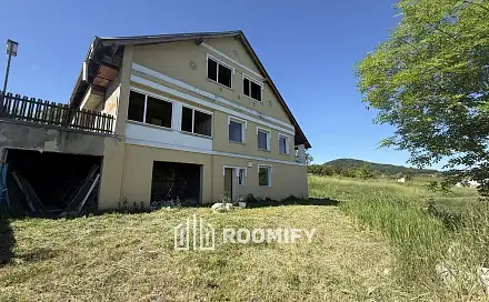 Prodej domu 350 m² s pozemkem 9 229 m², Modlany - Kvítkov, okres Teplice