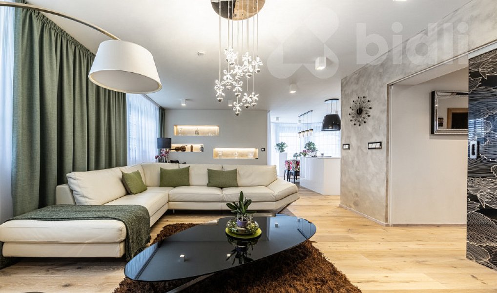 Prodej domu 195 m² s pozemkem 750 m², Poděbrady – náhled fotky 2