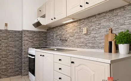 Pronájem bytu 3+1 67 m², Nové Mitrovice, okres Plzeň-jih