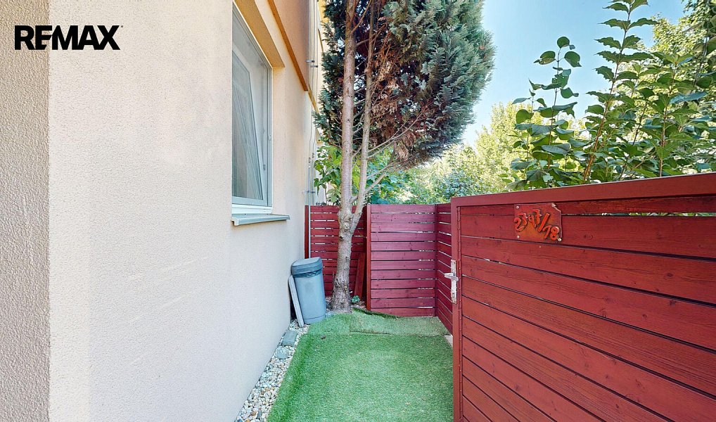 Prodej domu 100 m² s pozemkem 114 m², Praha – náhled fotky 36